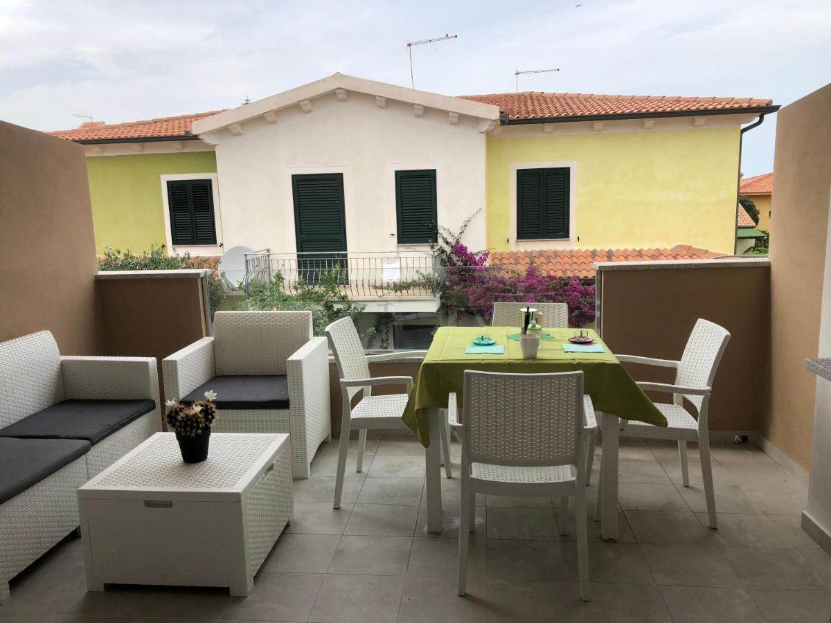 Apartamento La Conchiglia Valledoria  Exterior foto